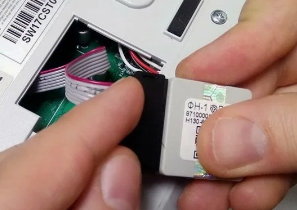 Замена фискального накопителя с постановкой на учет